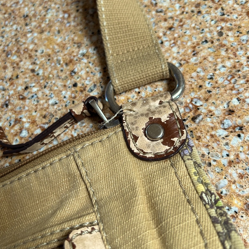 Fossil Vintage Handbag with adjustable strap - Picture 6 of 9